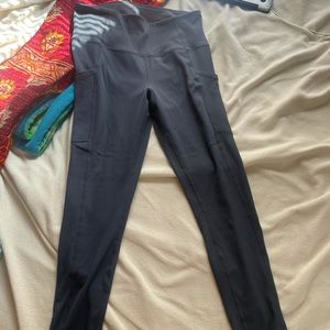 Gray blue ridge leggings! Barely worn and in great condition